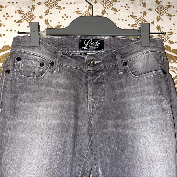 ✨HP✨ "LUCKY BRAND” LADIES GREY SKINNY JEANS WITH POCKETS, LADIES SIZE 4 (27”) - Picture 3 of 7